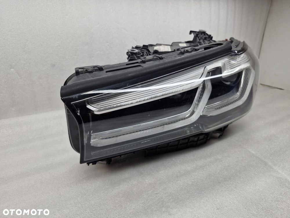 BMW 5 G30 G31 LIFT FULL LED LAMPA LEWA/PRAWA PRZÓD 5A388C7-04/5A388C8-04 - 19