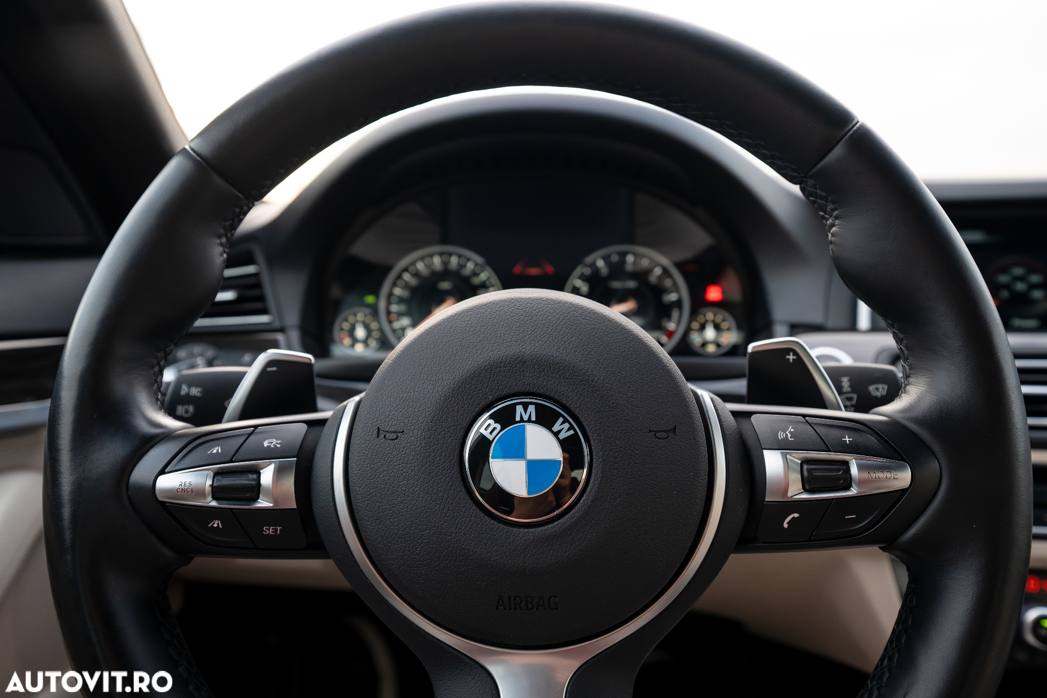 BMW Seria 5 535i xDrive - 22