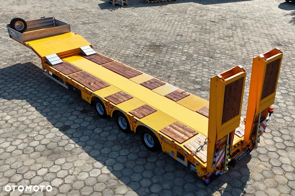 Inny LW3 NISKOPODWOZIOWA 3 OSIOWA 13.600mm z najazdami hydraulicznymi
