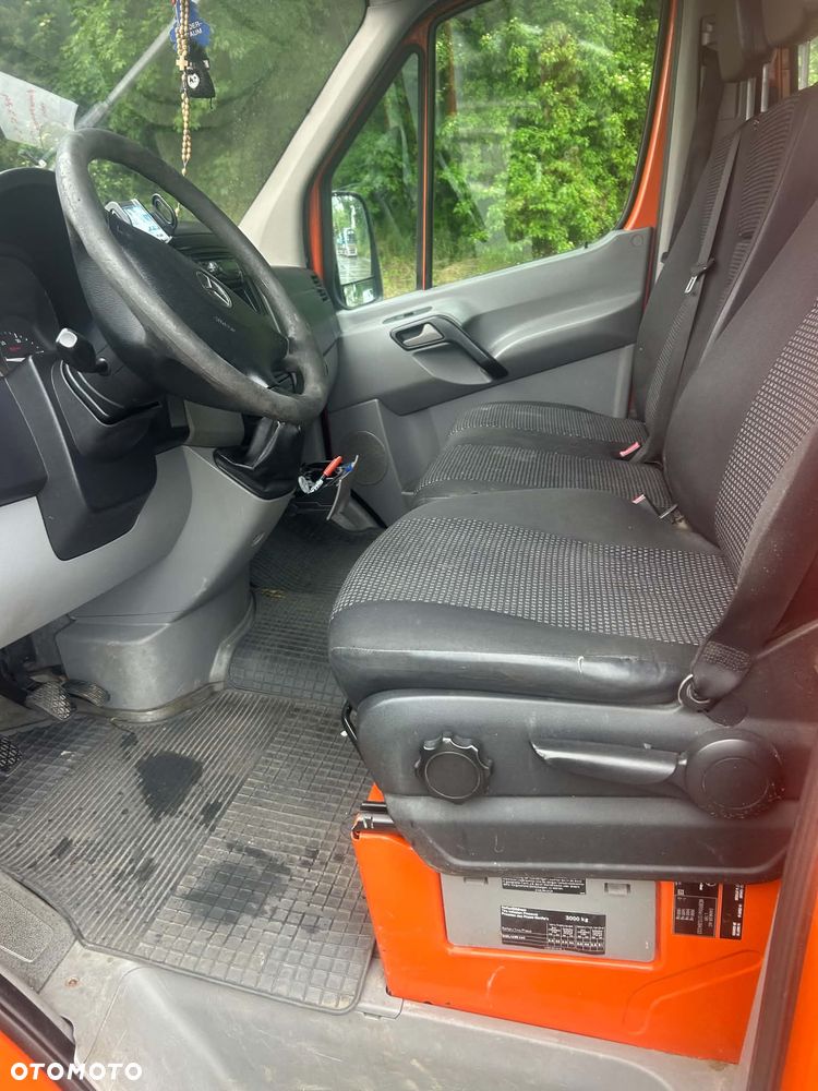 Mercedes-Benz Sprinter 906.211 - 9