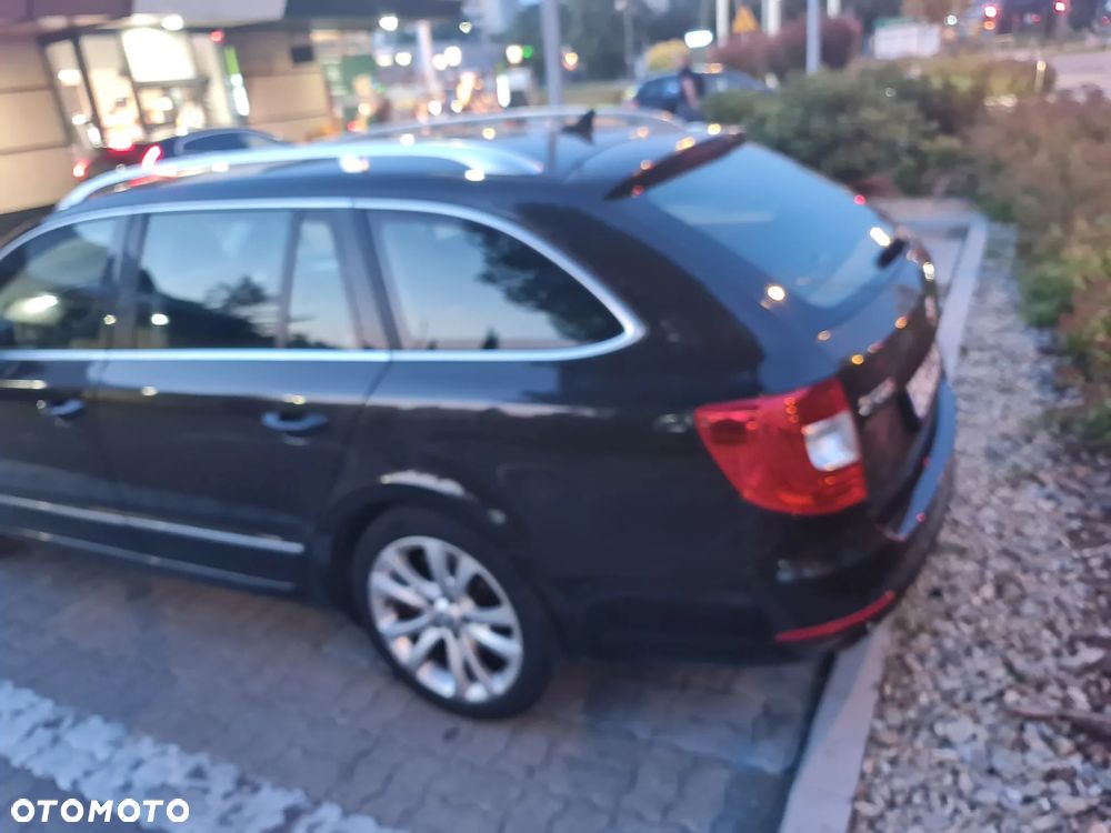 Skoda Superb 1.8 TSI Ambition - 4
