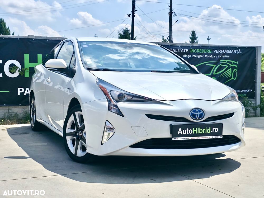 Toyota Prius Hybrid - 13
