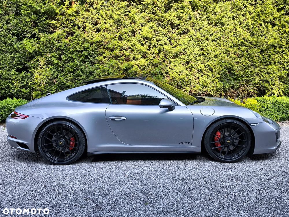Porsche 911 Carrera GTS PDK - 6