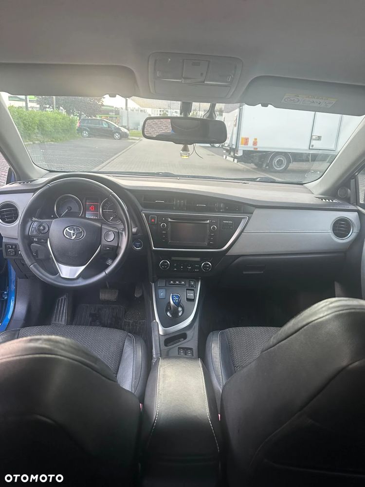 Toyota Auris 1.8 HSD Luna - 8