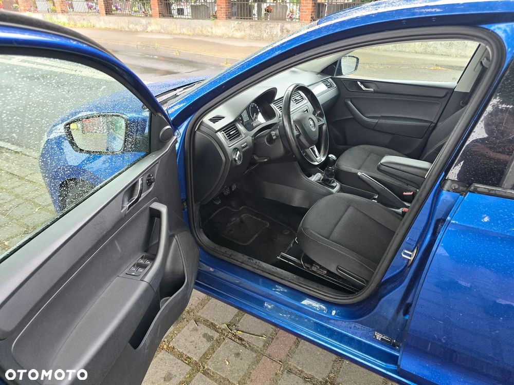 Skoda RAPID 1.6 TDI Ambition - 14