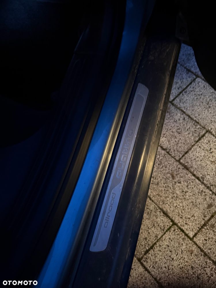 Audi A6 Allroad - 11