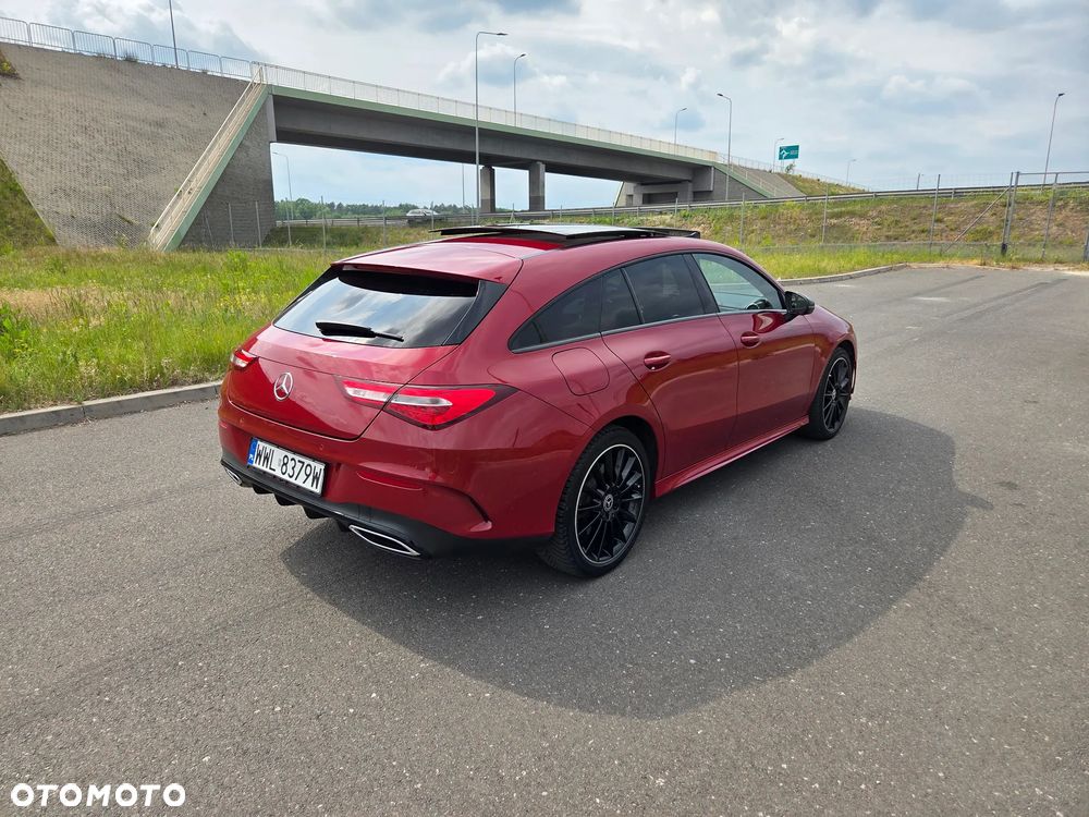 Mercedes-Benz CLA 250 e 8G-DCT AMG Line - 4