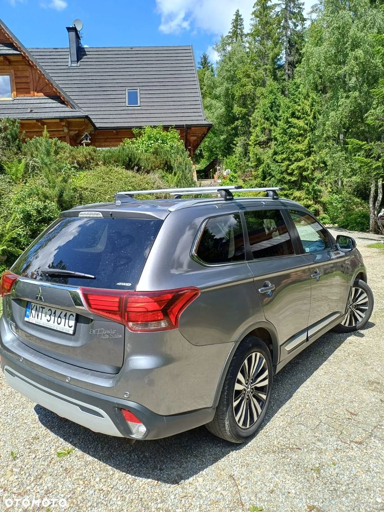 Mitsubishi Outlander 2.0 Intense + Navi 4WD CVT - 5