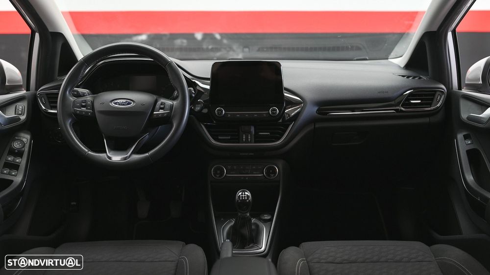 Ford Fiesta 1.1 S&S TITANIUM - 56