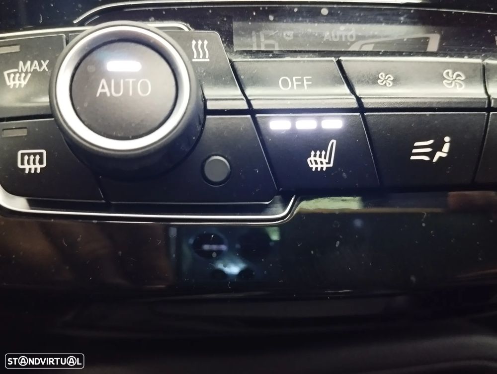 BMW X1 18 d sDrive Auto - 39