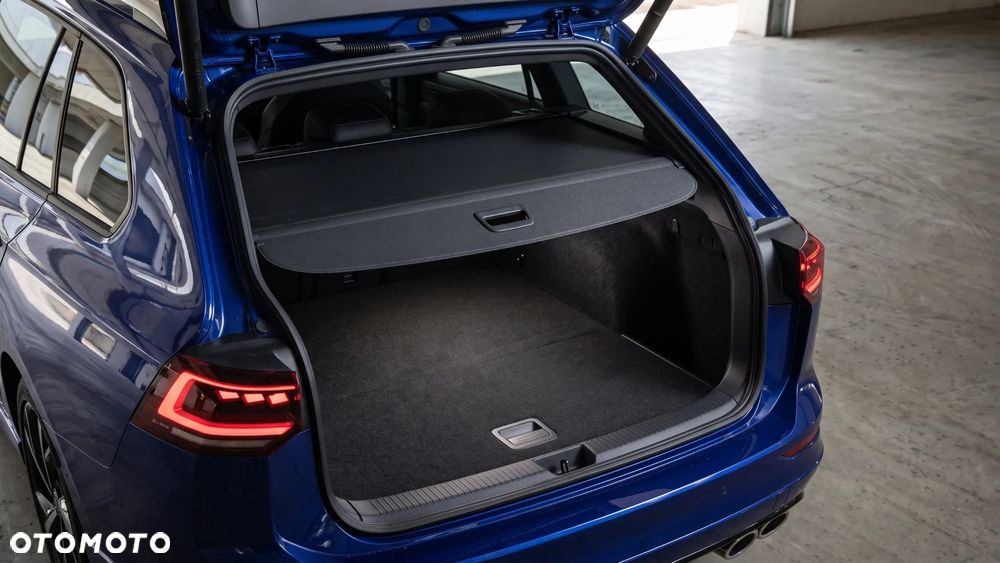 Volkswagen Golf - 10