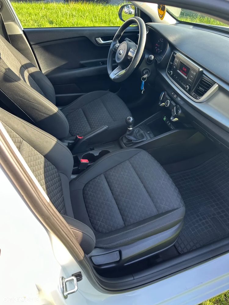 Kia Rio - 6