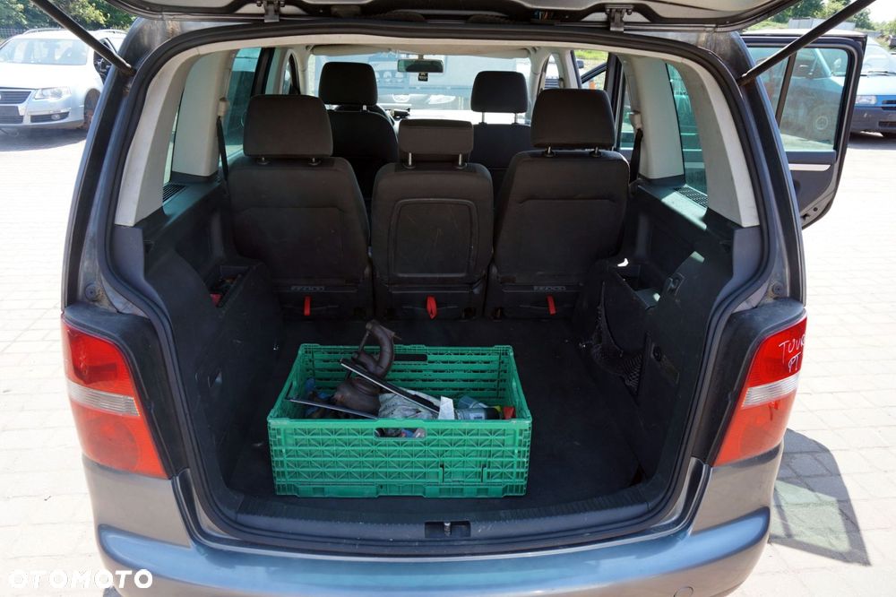 VOLKSWAGEN TOURAN I 1T 2004 LD7X 1.9 TDI AVQ 100KM GQN SZARY na części - 13