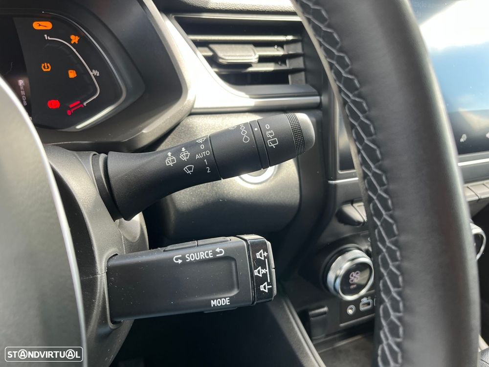 Renault Captur 1.6 E-Tech Full Hybrid Evolution - 23