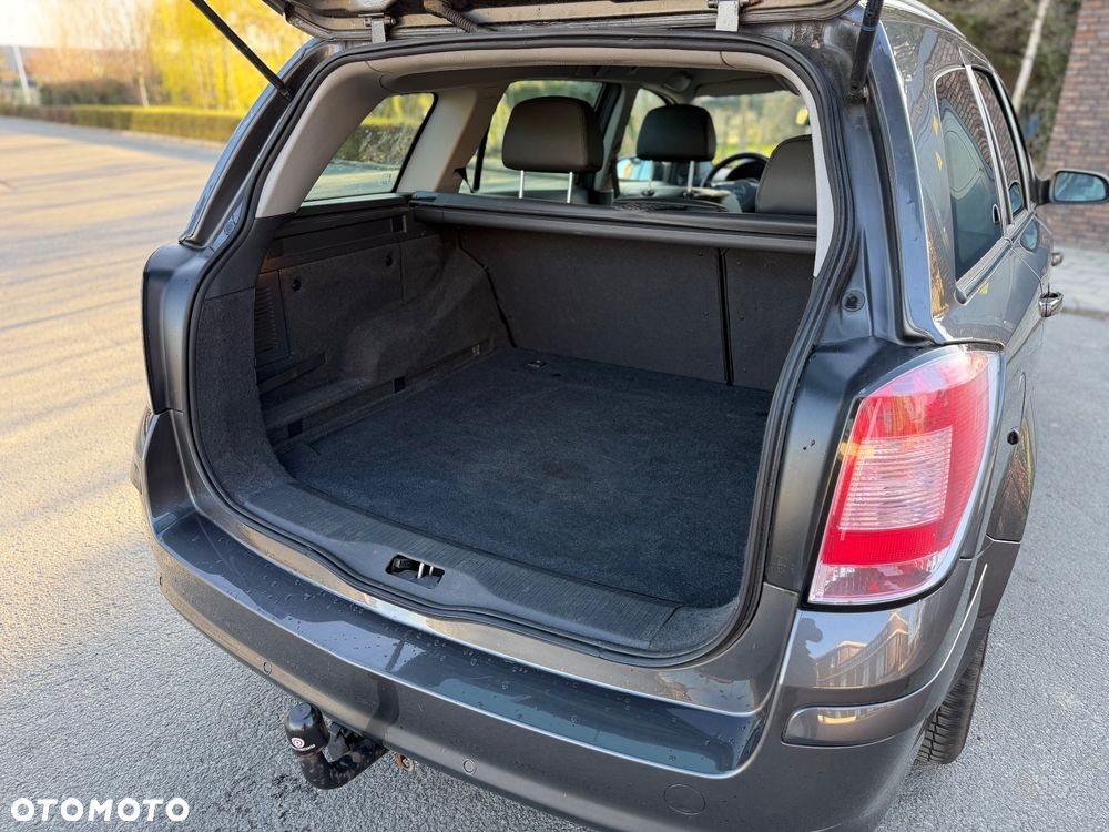 Opel Astra 1.6 Color Edition - 12