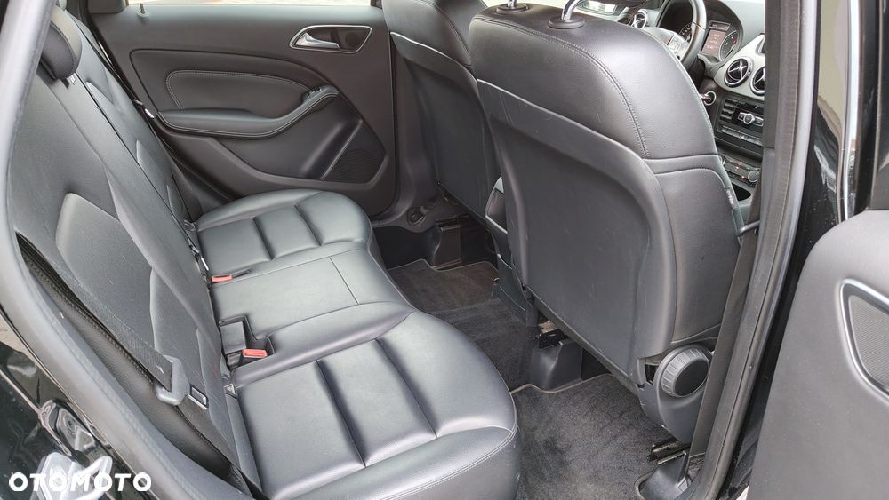 Mercedes-Benz Klasa B 200 Edition - 6