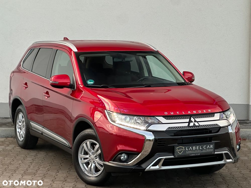 Mitsubishi Outlander 2.0 2WD Diamant Edition - 2