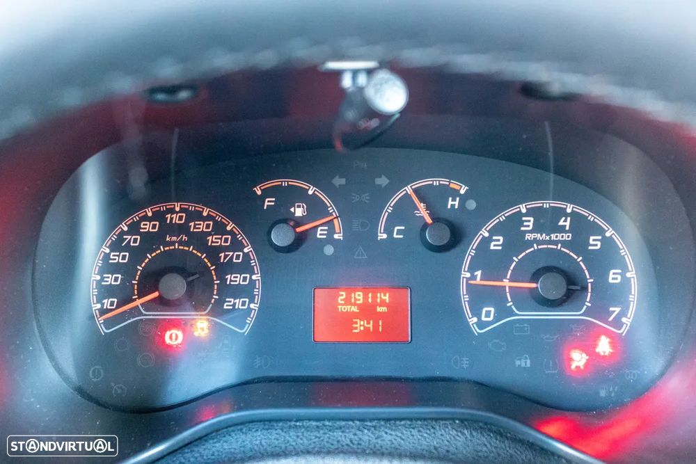 Fiat Doblo Maxi 1.3 Multijet Isotérmica 3 Lug. - 10