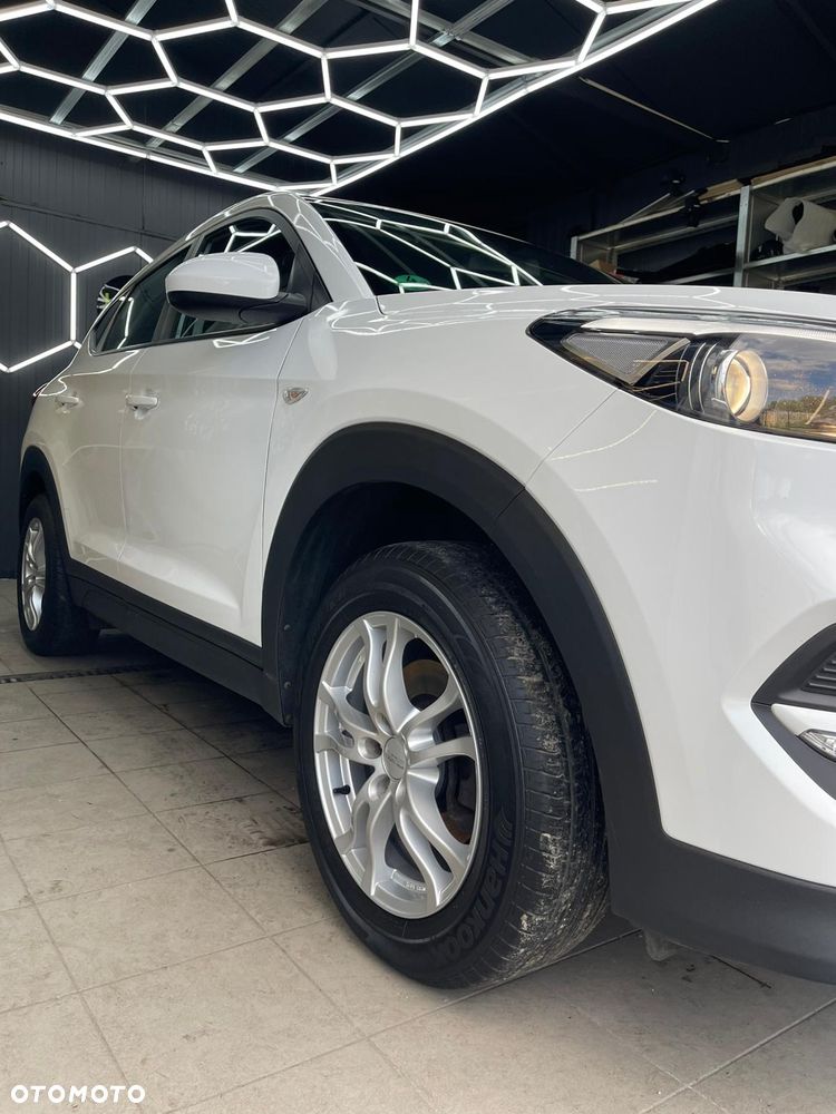 Hyundai Tucson blue 1.6 GDi 2WD Navi - 20