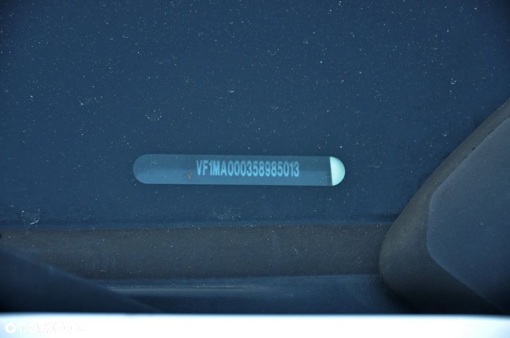 Renault Master - 25