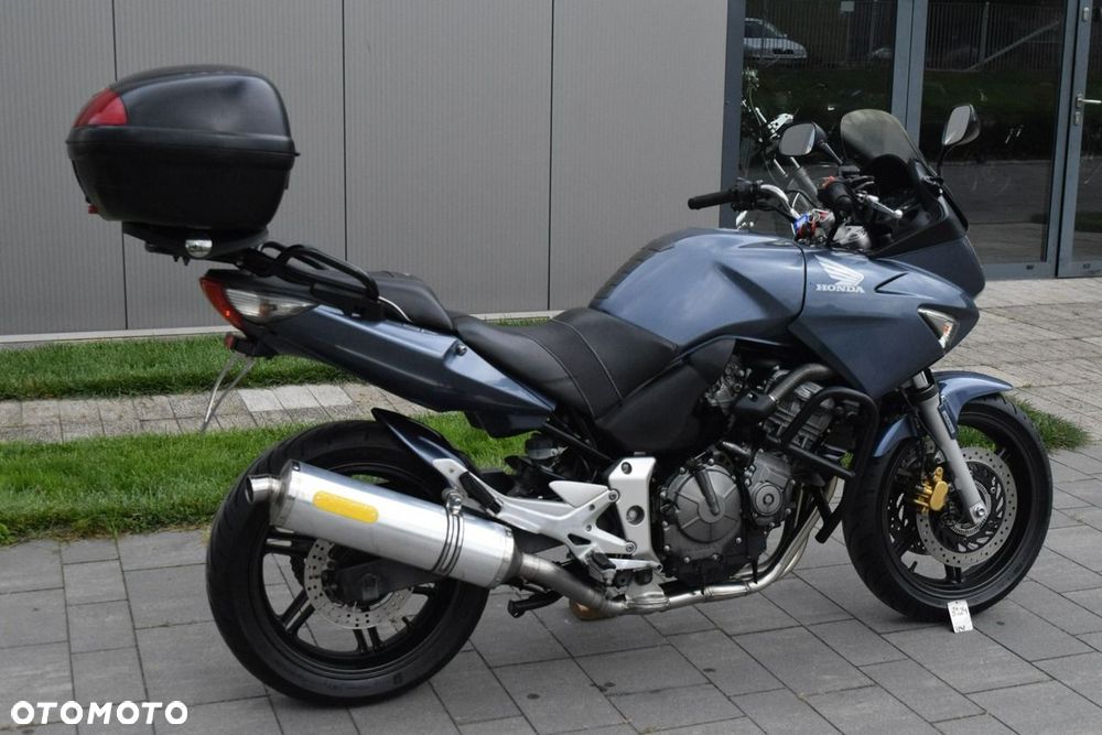 Honda CBF - 2