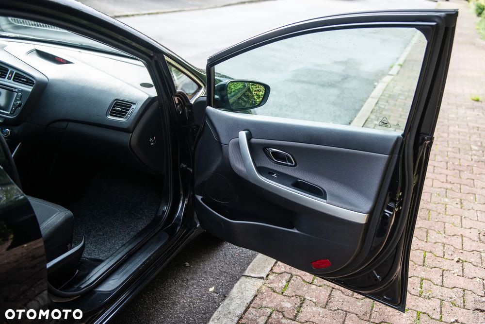 Kia Ceed Cee'd 1.4 Business Line - 26
