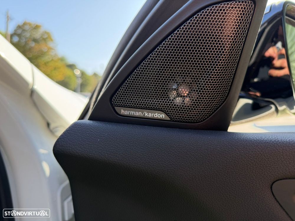 BMW M135i xDrive - 25