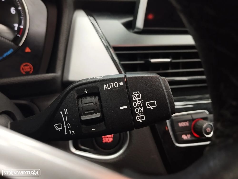 BMW 225xe Active Tourer Advantage - 28