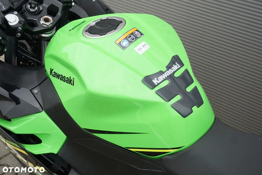 Kawasaki Ninja 400 - 21