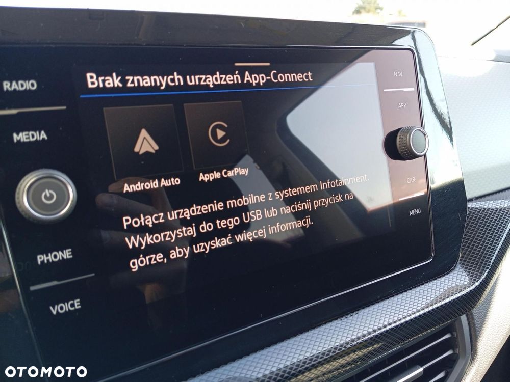 Volkswagen T-Cross - 10