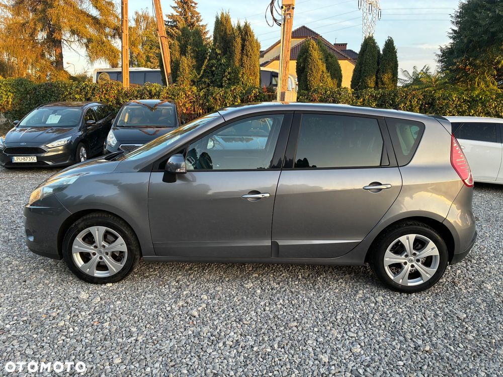 Renault Scenic 1.6 16V 110 Authentique - 4