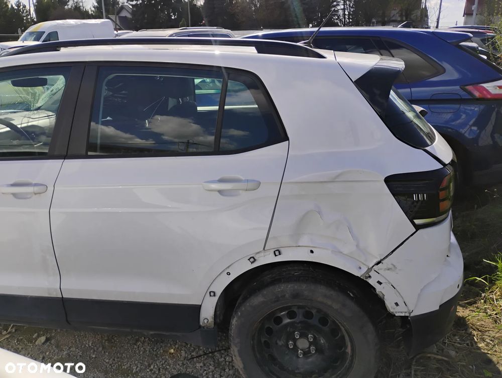 Volkswagen T-Cross - 5