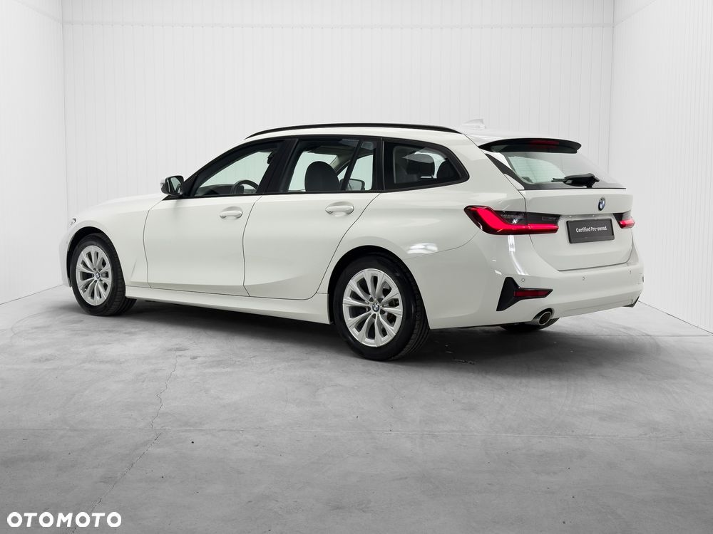 BMW Seria 3 318d Touring Advantage - 3
