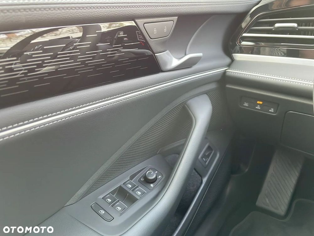 Volkswagen Passat Variant - 15