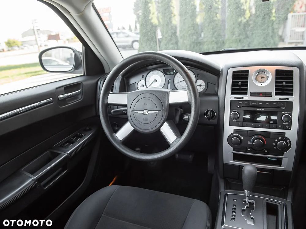 Chrysler 300C 2.7 Automatik - 23