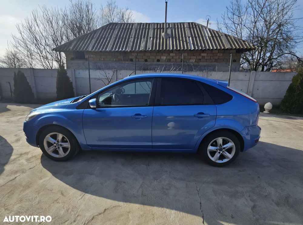 Ford Focus 1.6 TDCI DPF Titanium - 3