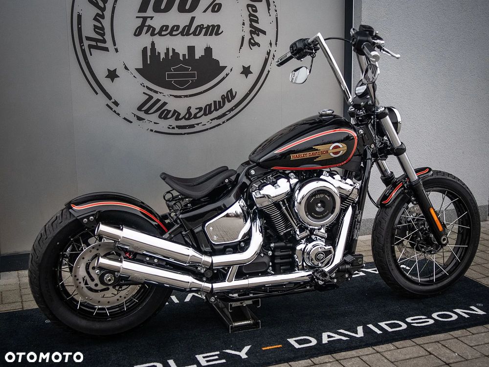 Harley-Davidson Softail Street Bob - 4