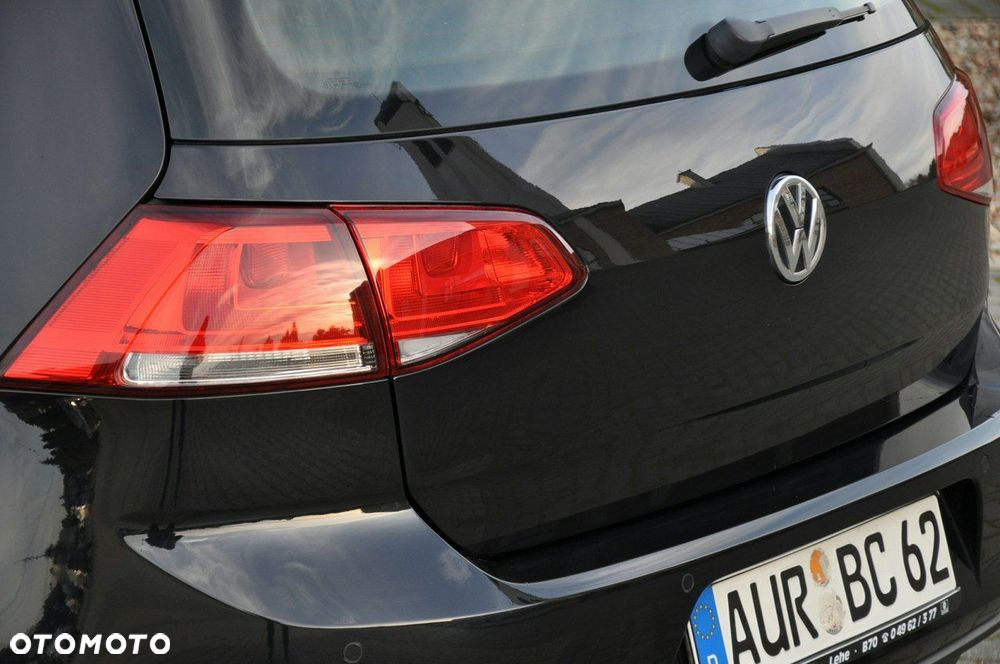 Volkswagen Golf - 16