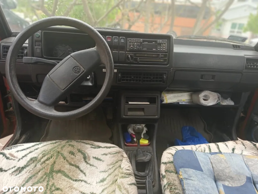 Volkswagen Golf - 9