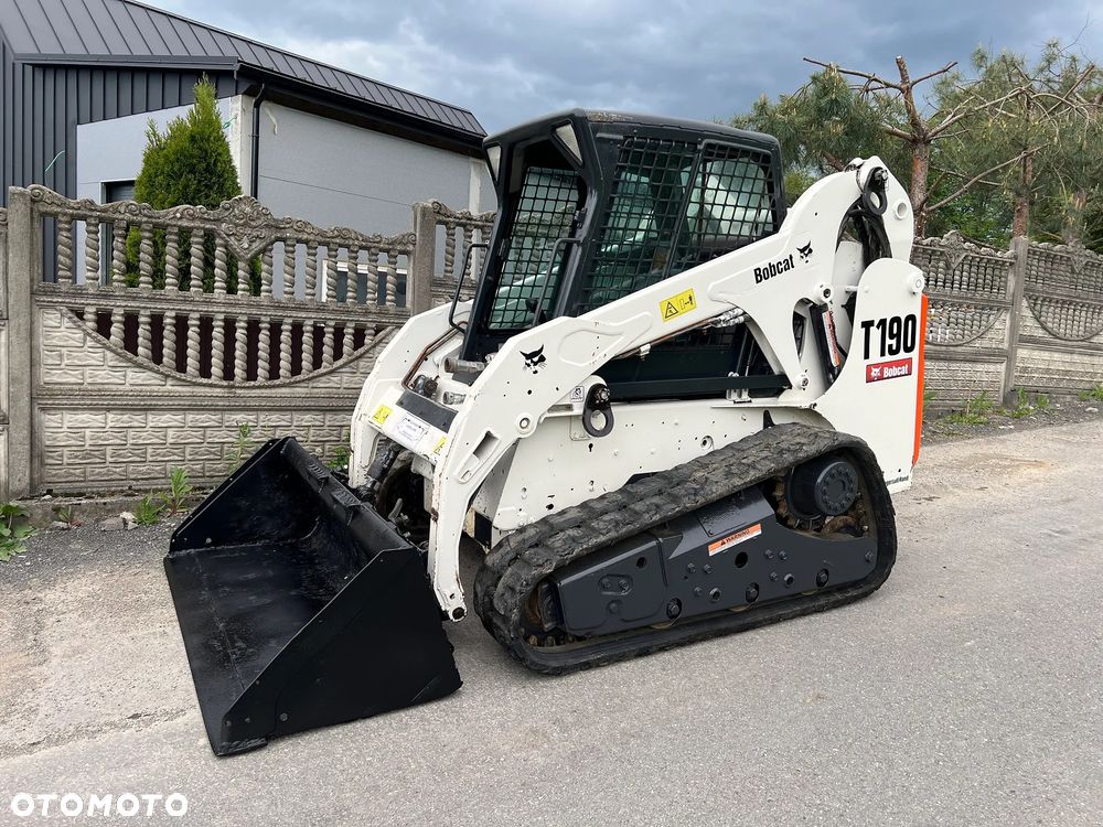 Bobcat T190 | Ładowarka Gąsienicowa BOBCAT T 190 | Joystick | Łyżka | Widły | Waga 3450kG | Miniładowarka | Stan Bardzo Dobry | CENA BRUTTO | - 1