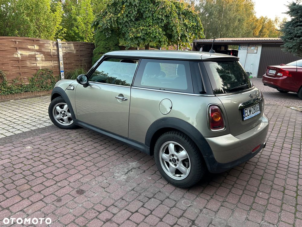 MINI ONE - 4