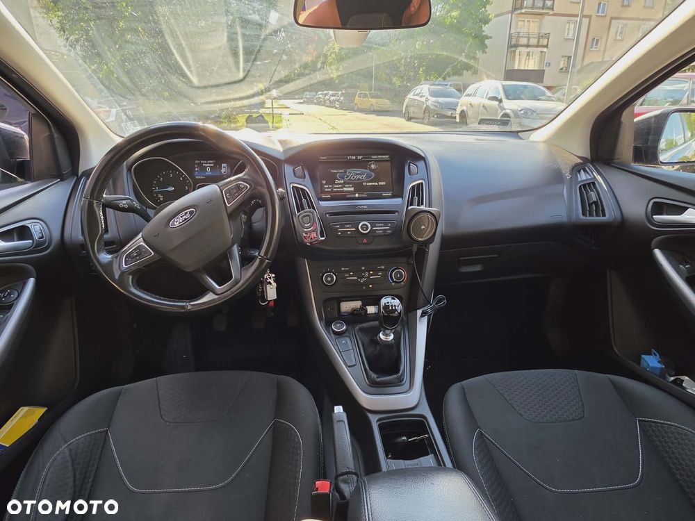 Ford Focus - 7