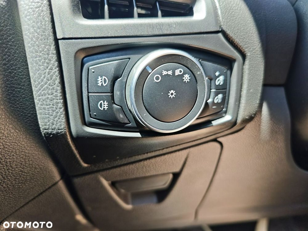 Ford Focus - 13