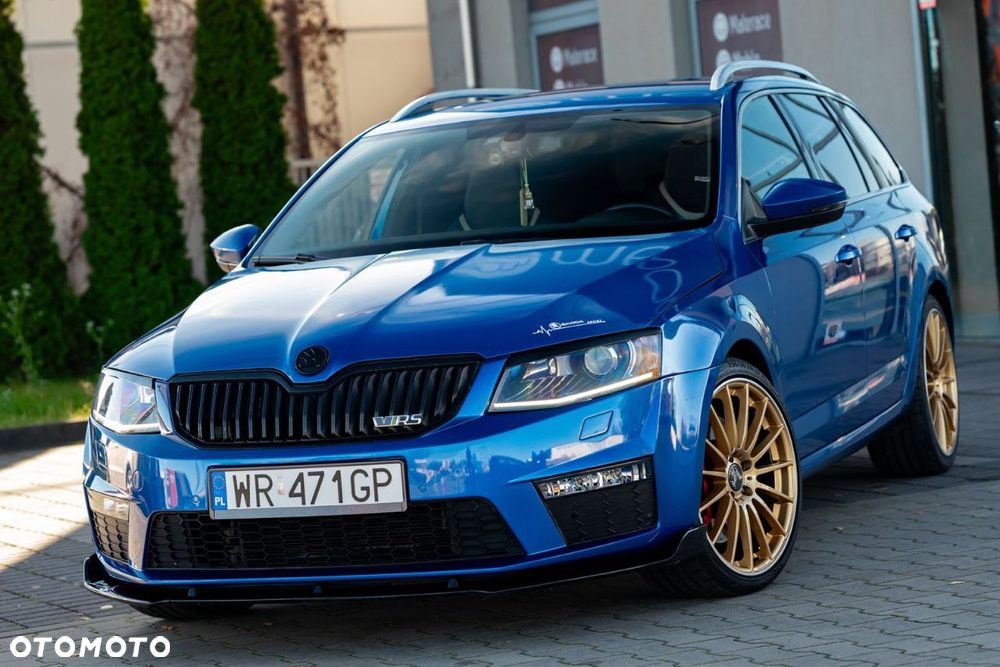Skoda Octavia 2.0 TSI RS DSG - 1