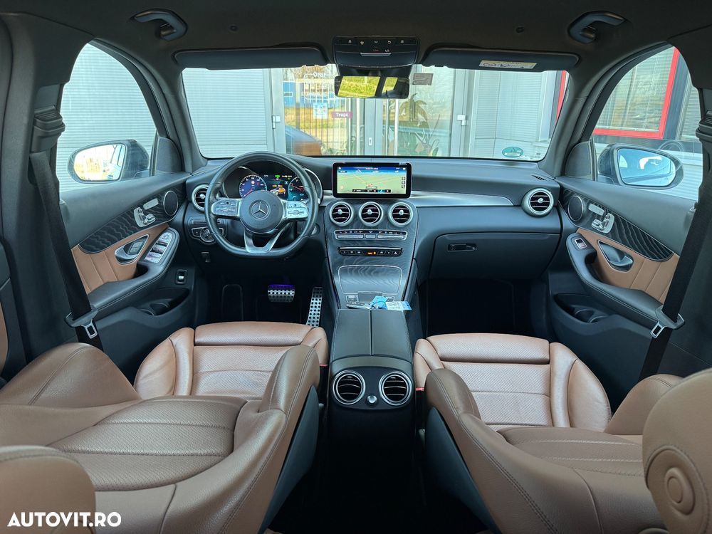 Mercedes-Benz GLC - 12