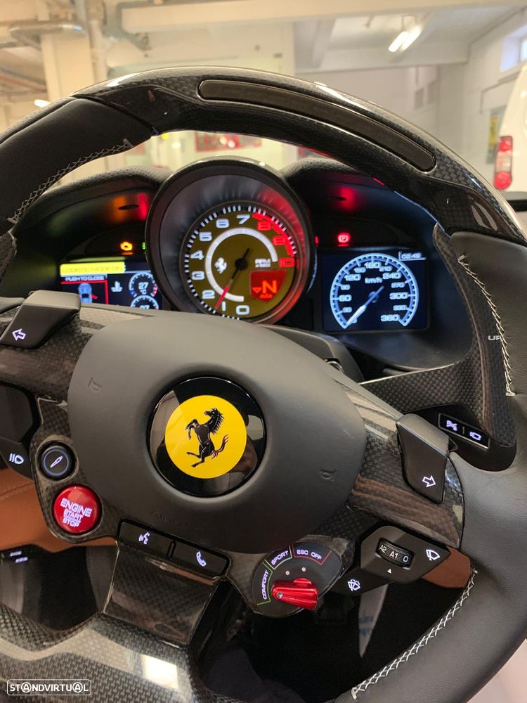 Ferrari Portofino 3.9 Twin-Turbo V8 - 3