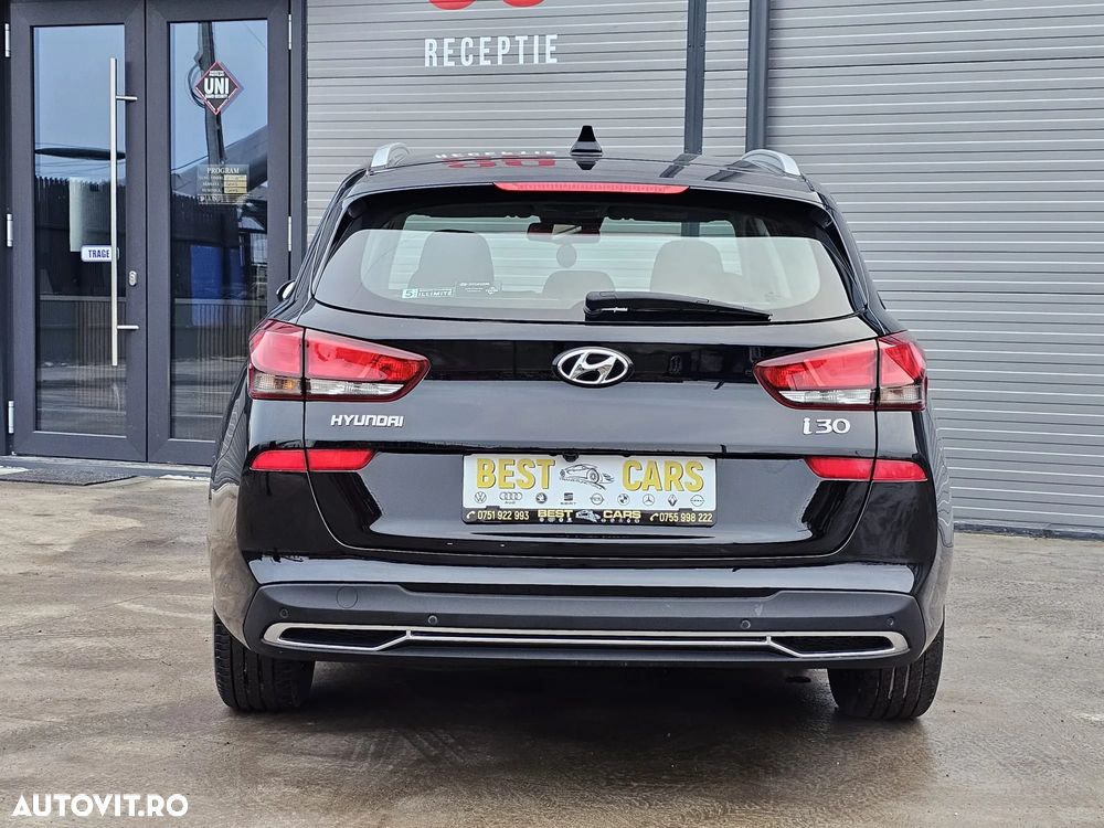 Hyundai i30 1.6 CRDI DCT Trend - 9