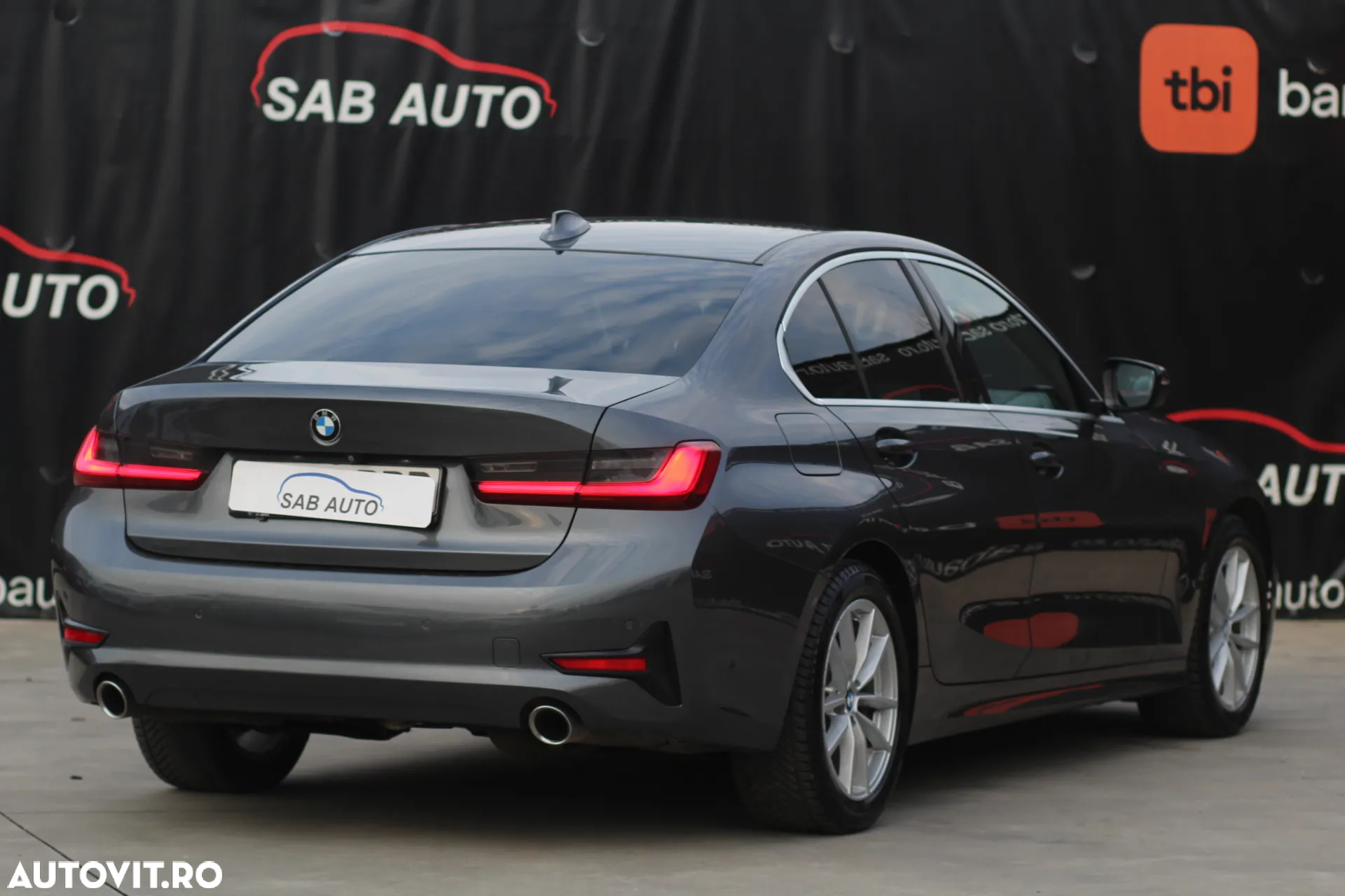 BMW Seria 3 320d xDrive AT Luxury Line - 20