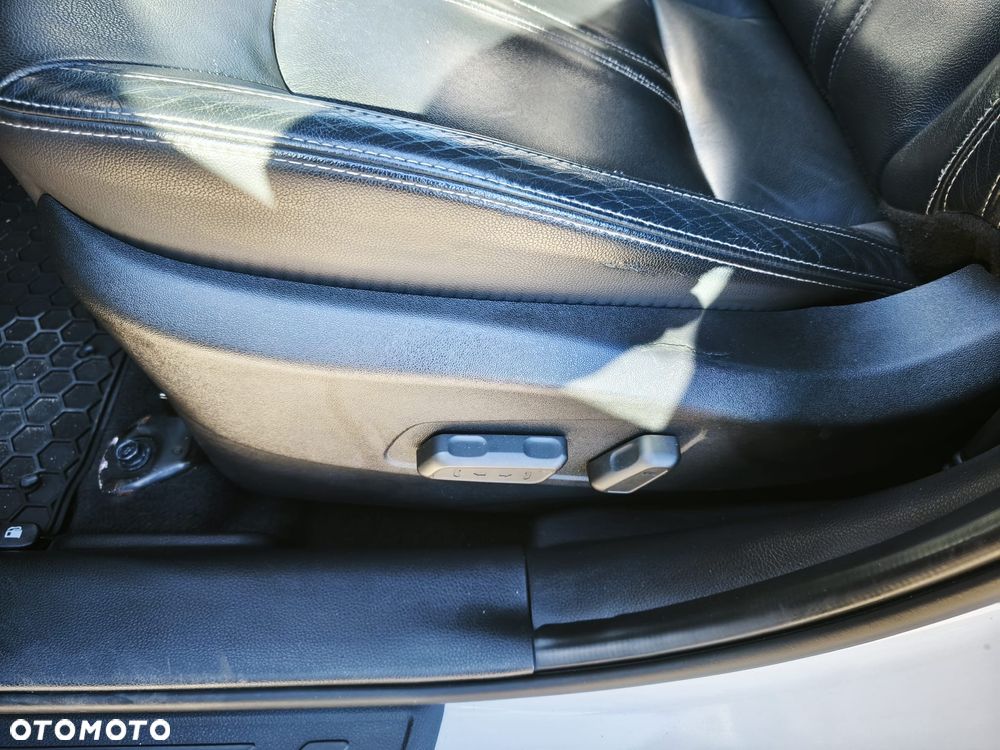 Kia Sportage 2,0 CRDI 2WD ISG Spirit - 28