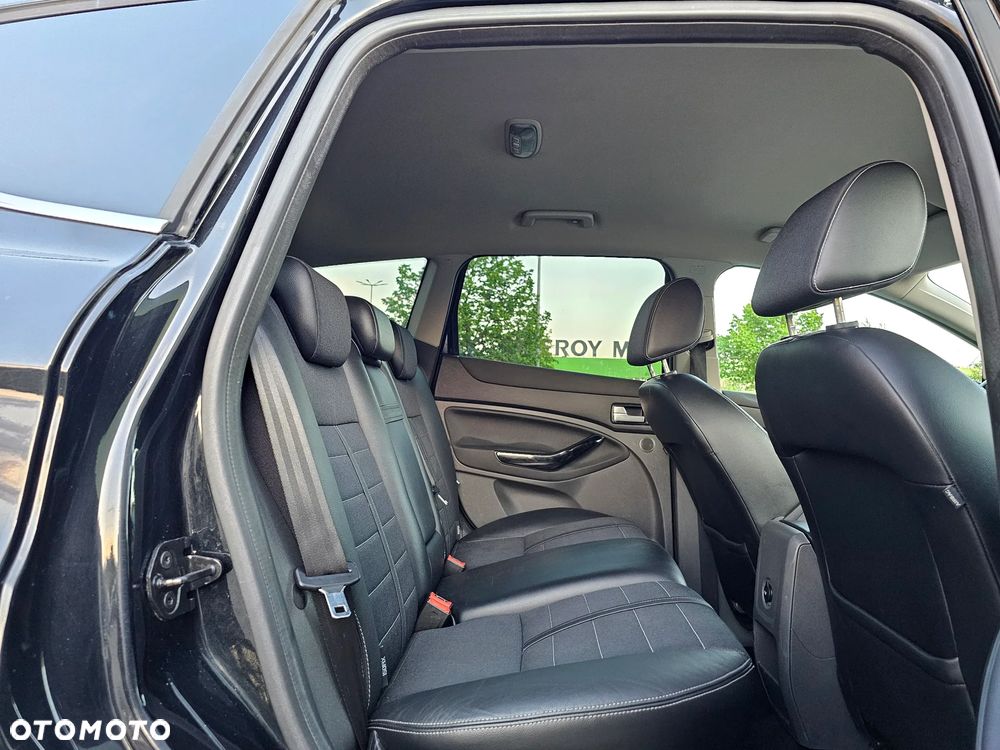 Ford Kuga 2.0 TDCi FWD Titanium - 16